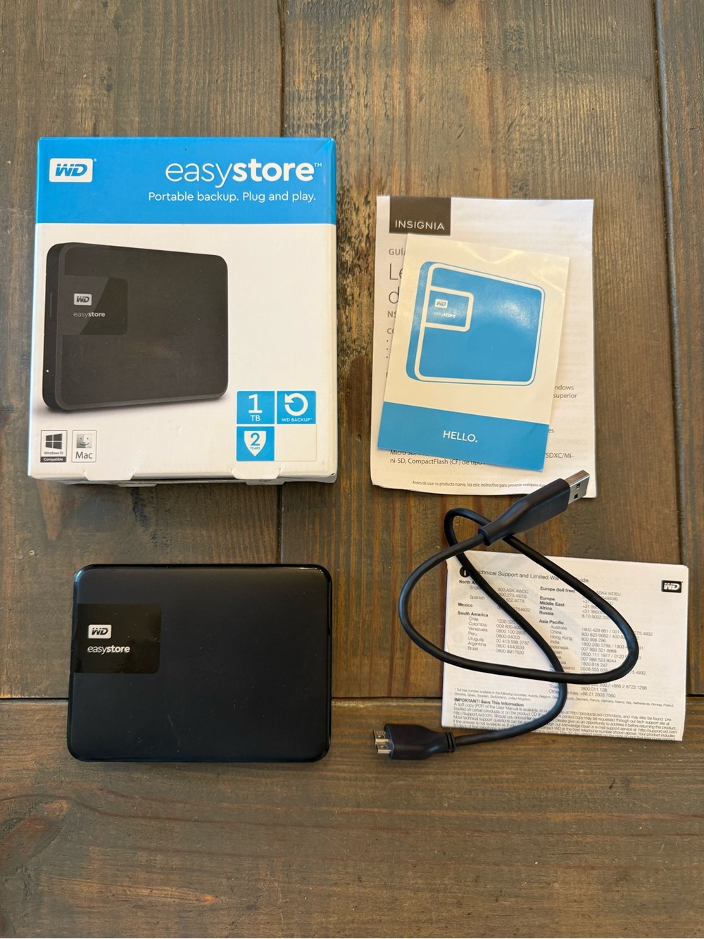 Western Digital Easystore 1 TB,External,5400RPM, (WDBDNK0010BBK-WESN) Hard Drive
